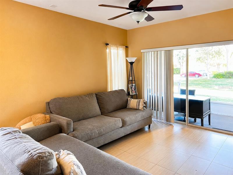 Galería de 106 Weymouth Dr, 3